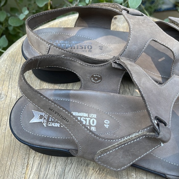 Mephisto Sandals - Picture 2 of 11